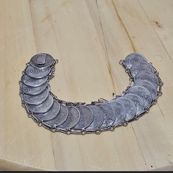 Mexico 20 Centavos .720 Silver Coin Bracelet 20 Coins Measures 8 In Weighs 71g - Picture 1 of 9